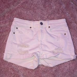 AMERICAN EAGLE - NEVER WORN white shorts w/ rips